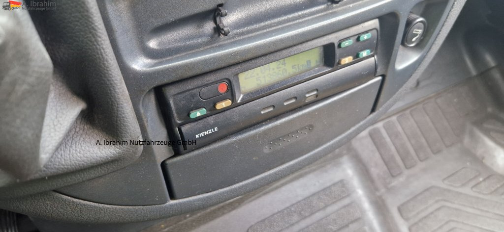 Mercedes-Benz 413 CDI Tiefkühlfächer, autom. Verkaufsklappe Basis ist ok - Tarbesõiduk külmik: pilt 2 Mercedes-Benz 413 CDI Tiefkühlfächer, autom. Verkaufsklappe Basis ist ok - Tarbesõiduk külmik: pilt 2