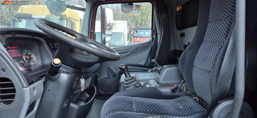 Mercedes-Benz 818L LBW, Luftfederung - Tent tarbesõiduk: pilt 3 Mercedes-Benz 818L LBW, Luftfederung - Tent tarbesõiduk: pilt 3