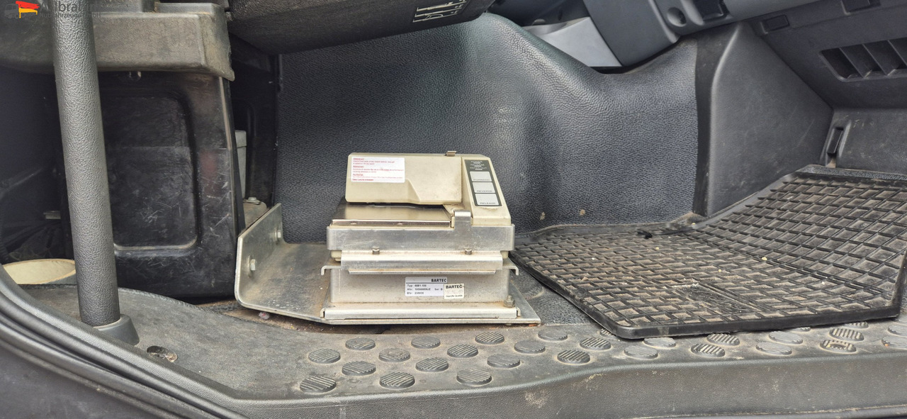 Mercedes-Benz Actros 2536 L 3 Kammern, 19500 L, mp3, Oben Unten Befüllung - Tsisternauto: pilt 3 Mercedes-Benz Actros 2536 L 3 Kammern, 19500 L, mp3, Oben Unten Befüllung - Tsisternauto: pilt 3