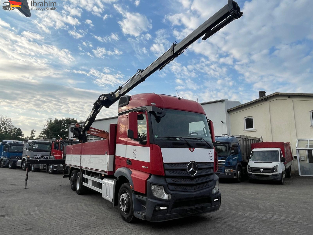 Mercedes-Benz Actros 2545 6x2 Pritsche Kran HIAB 166 - Madelveok/ Platvormveok, Kraanaga veoauto: pilt 1 Mercedes-Benz Actros 2545 6x2 Pritsche Kran HIAB 166 - Madelveok/ Platvormveok, Kraanaga veoauto: pilt 1
