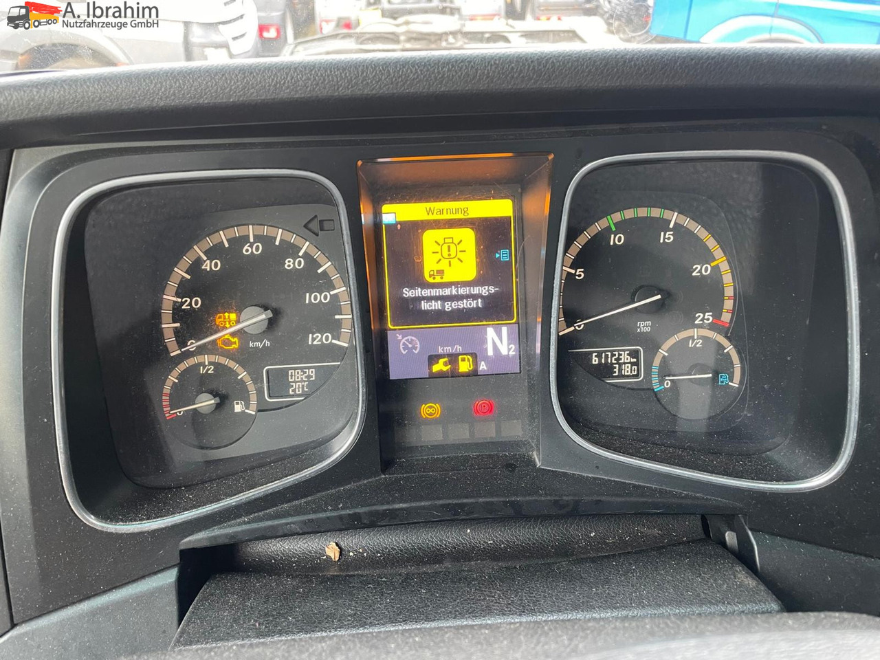 Mercedes-Benz Actros 2545 6x2 Pritsche Kran HIAB 166 - Madelveok/ Platvormveok, Kraanaga veoauto: pilt 2 Mercedes-Benz Actros 2545 6x2 Pritsche Kran HIAB 166 - Madelveok/ Platvormveok, Kraanaga veoauto: pilt 2