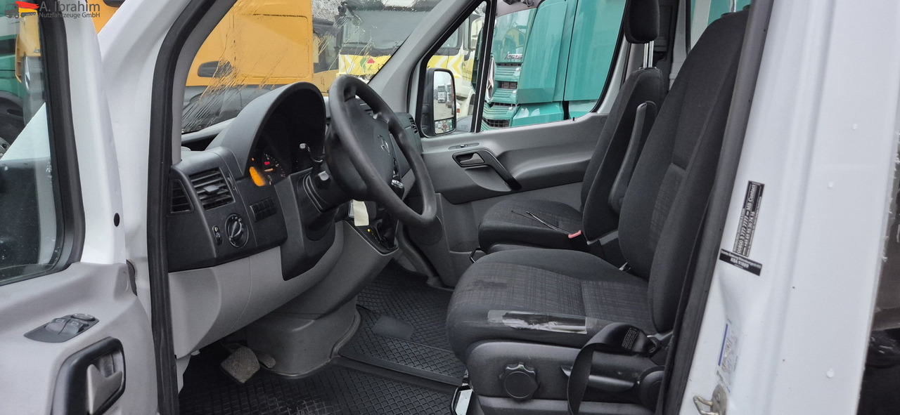 Mercedes-Benz Sprinter DB 319 CDI Automatik, Tempomat, ATM bei 290 tkm - Puksiirauto: pilt 2 Mercedes-Benz Sprinter DB 319 CDI Automatik, Tempomat, ATM bei 290 tkm - Puksiirauto: pilt 2