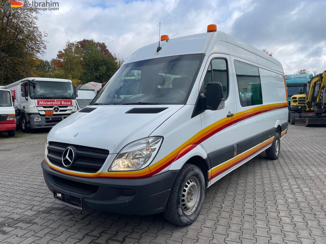 Mercedes-Benz Sprinter DB 319 CDI Geschlossen Kasten | 15 m³ | V6 | 4.5 m Radstand - Kaubik: pilt 1 Mercedes-Benz Sprinter DB 319 CDI Geschlossen Kasten | 15 m³ | V6 | 4.5 m Radstand - Kaubik: pilt 1