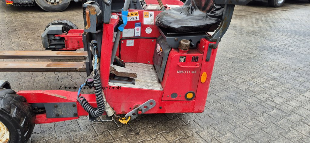 Moffett 4 Wege Stapler 20.4 einsatzbereit 3 Stck. vorhanden - Kahveltõstuk: pilt 5 Moffett 4 Wege Stapler 20.4 einsatzbereit 3 Stck. vorhanden - Kahveltõstuk: pilt 5