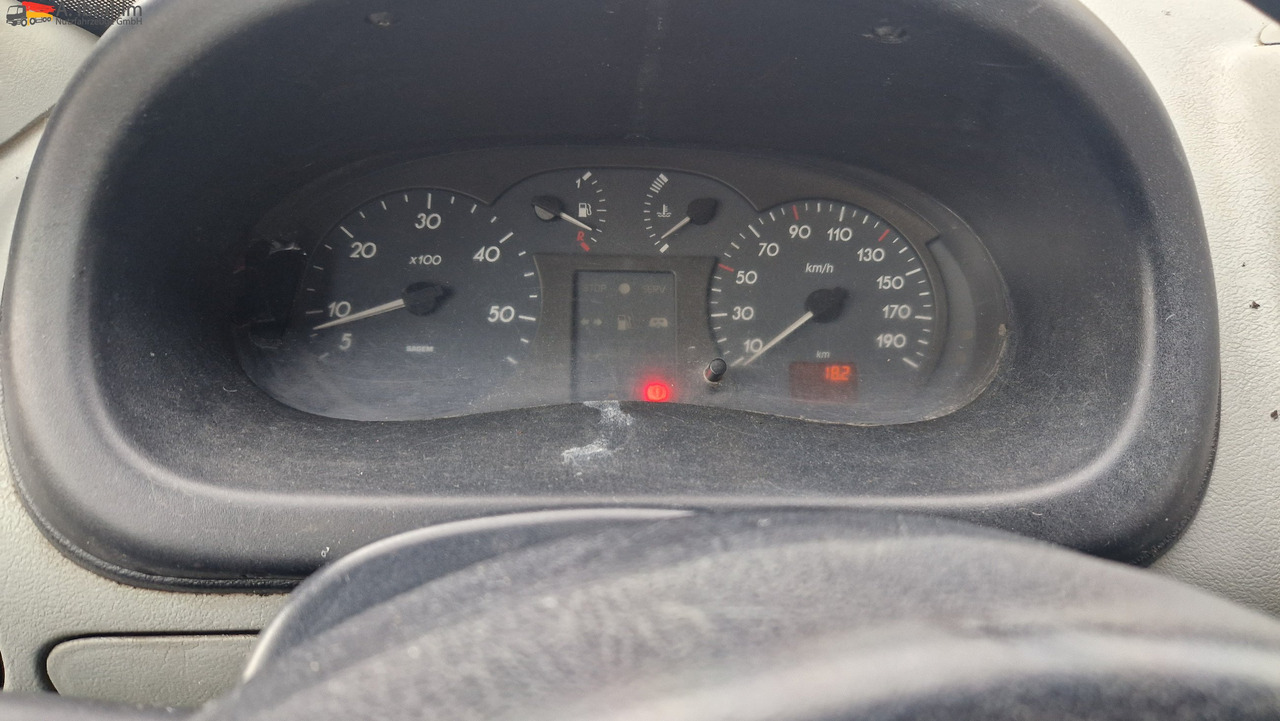 Renault 52AF, zwillingsbereift 2.8 nicht neu, aber läuft, - Kaubik: pilt 2 Renault 52AF, zwillingsbereift 2.8 nicht neu, aber läuft, - Kaubik: pilt 2