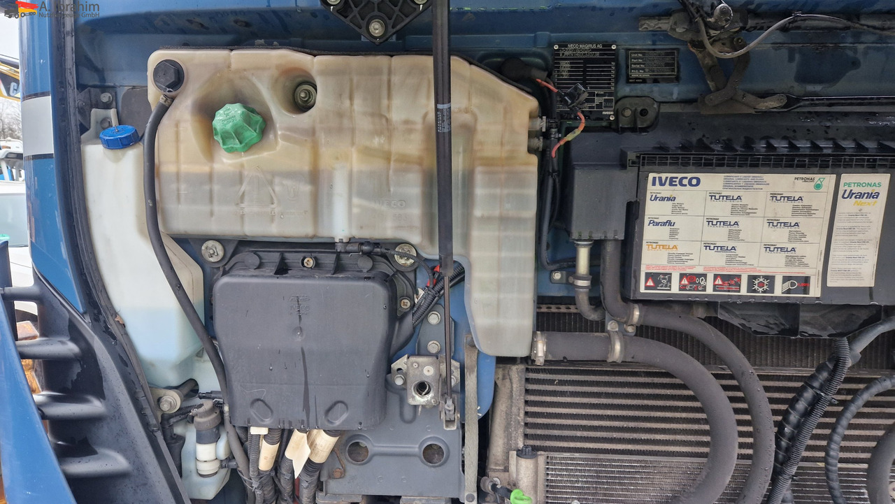 Iveco AS440T Lowdeck Stralis 450 Euro 6 deutsches Fahrzeug 1. Hand - Sadulveok: pilt 4 Iveco AS440T Lowdeck Stralis 450 Euro 6 deutsches Fahrzeug 1. Hand - Sadulveok: pilt 4