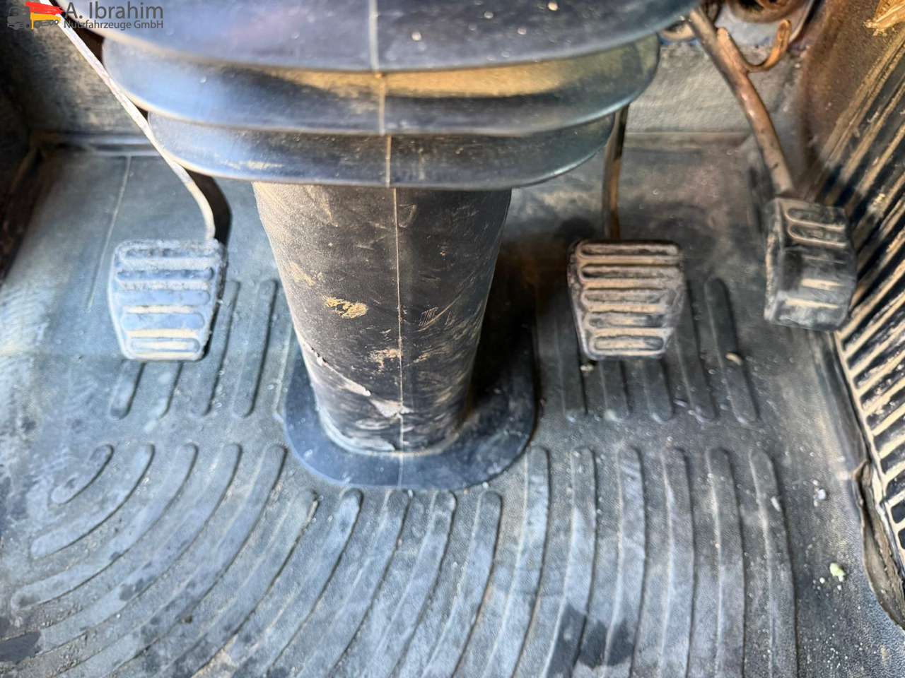 MAN 26.464 6x4 | Retarder | Klima | Schaltgetriebe | 3 Pedals - Sadulveok: pilt 3 MAN 26.464 6x4 | Retarder | Klima | Schaltgetriebe | 3 Pedals - Sadulveok: pilt 3