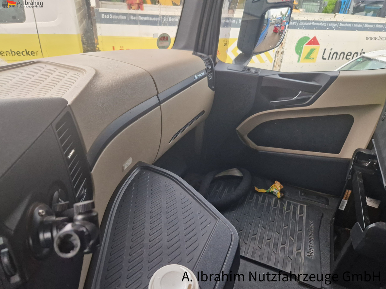 Mercedes-Benz 1845 Retarder Klima, Kühlschrank deutsches Fahrzeug - Sadulveok: pilt 5 Mercedes-Benz 1845 Retarder Klima, Kühlschrank deutsches Fahrzeug - Sadulveok: pilt 5