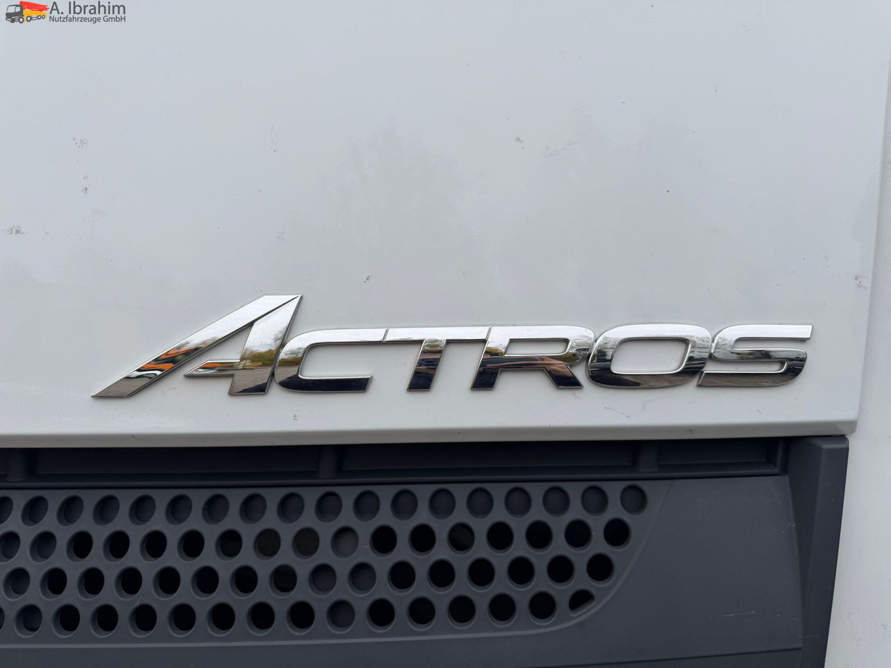 Mercedes-Benz Actros 1846LS Streamspace | Retarder | Blatt Luft | Original Kilometer - Sadulveok: pilt 5 Mercedes-Benz Actros 1846LS Streamspace | Retarder | Blatt Luft | Original Kilometer - Sadulveok: pilt 5