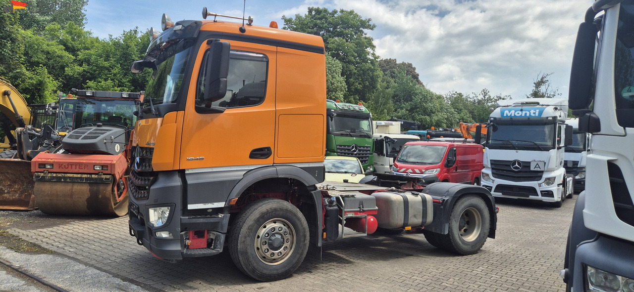 Mercedes-Benz DB 1846 H 4x4 Topzustand einsatzbereit - Sadulveok: pilt 1 Mercedes-Benz DB 1846 H 4x4 Topzustand einsatzbereit - Sadulveok: pilt 1