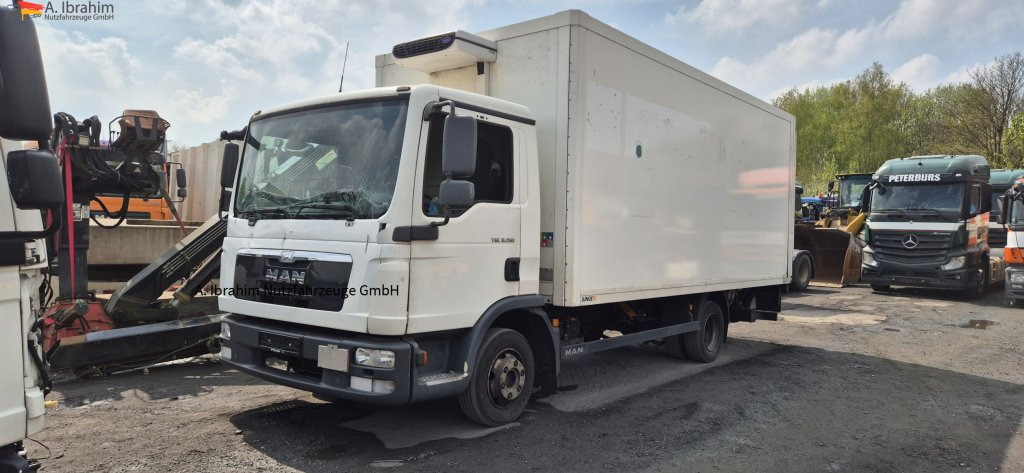 MAN TGL 8.150 4X2 BL Unfallschaden bedingt fahrbereit, Motor ok - Tarbesõiduk: pilt 1 MAN TGL 8.150 4X2 BL Unfallschaden bedingt fahrbereit, Motor ok - Tarbesõiduk: pilt 1