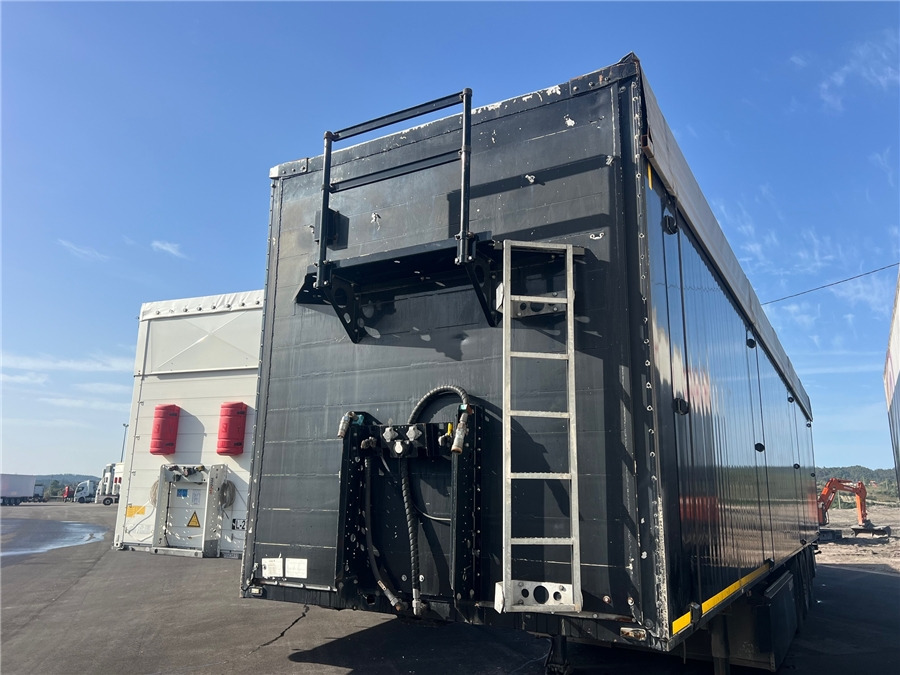 SCHMITZ SGF-S3 - Kõndimisalaga poolhaagised: pilt 2 SCHMITZ SGF-S3 - Kõndimisalaga poolhaagised: pilt 2