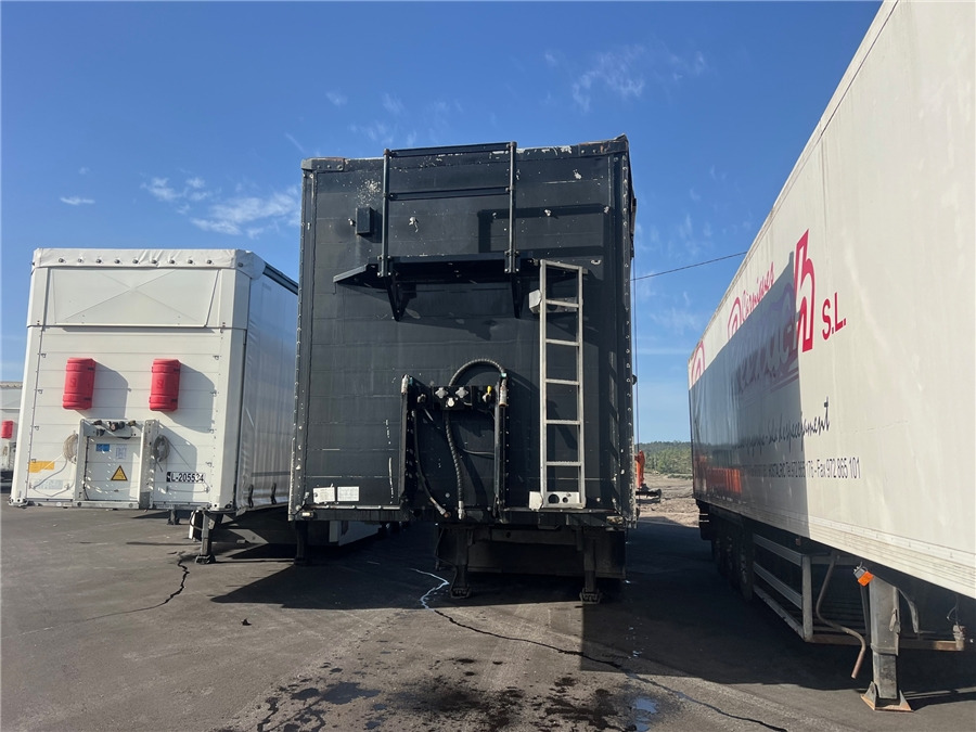 SCHMITZ SGF-S3 - Kõndimisalaga poolhaagised: pilt 5 SCHMITZ SGF-S3 - Kõndimisalaga poolhaagised: pilt 5