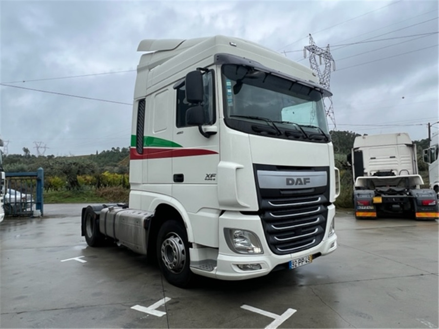DAF XF 460 - Sadulveok: pilt 1 DAF XF 460 - Sadulveok: pilt 1