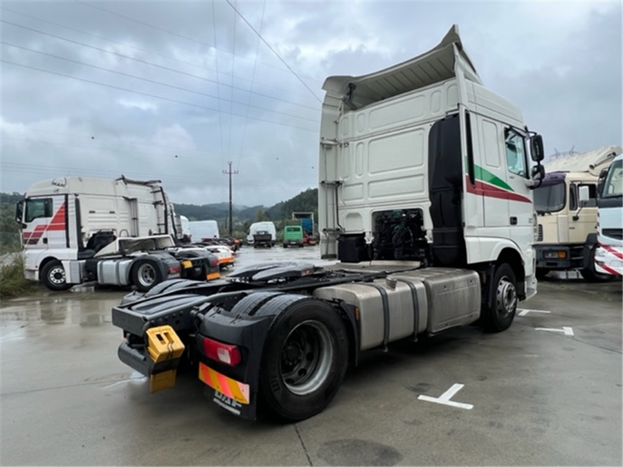 DAF XF 460 - Sadulveok: pilt 4 DAF XF 460 - Sadulveok: pilt 4