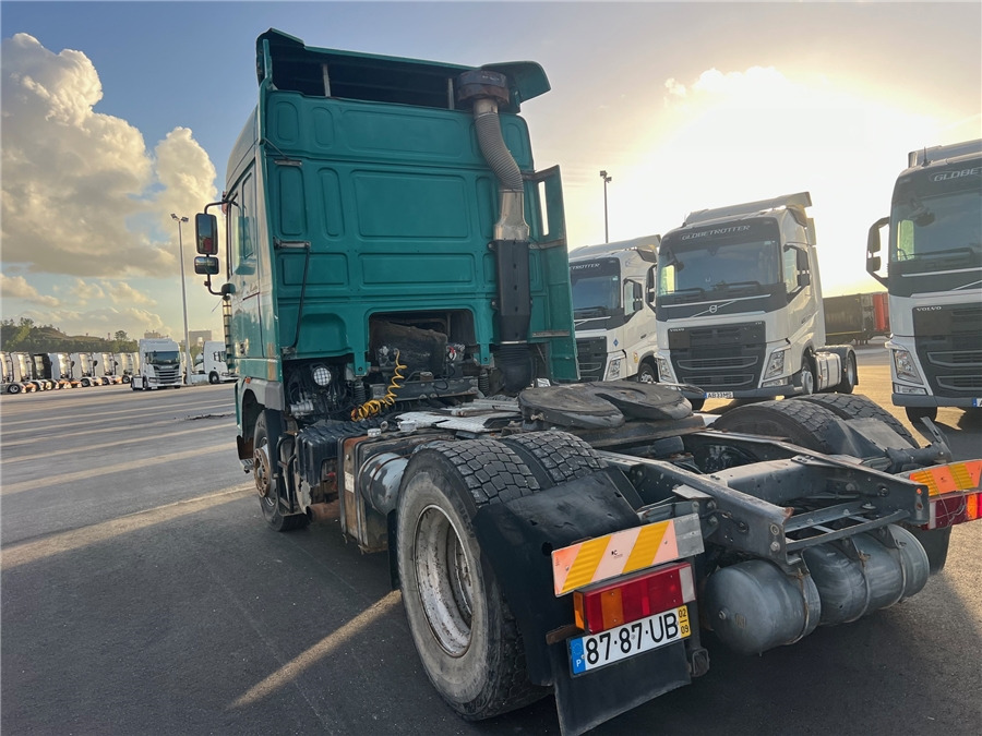 DAF XF95/480 Manual gear - Sadulveok: pilt 4 DAF XF95/480 Manual gear - Sadulveok: pilt 4