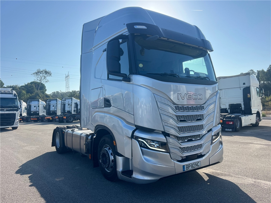 Iveco S-WAY 500 - Sadulveok: pilt 1 Iveco S-WAY 500 - Sadulveok: pilt 1