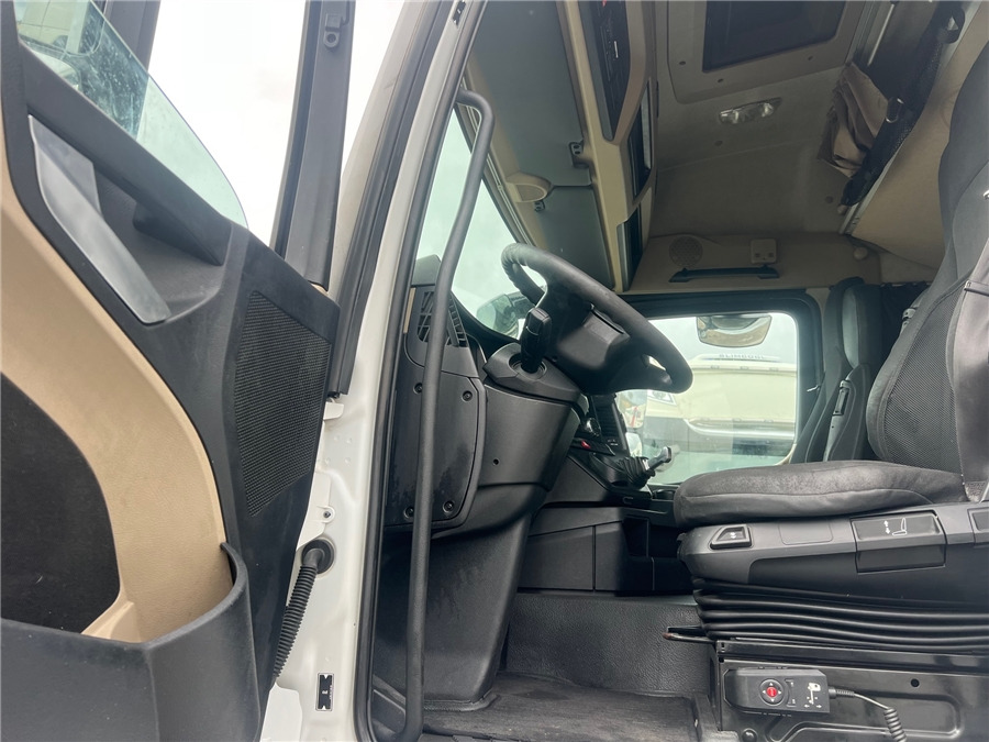 MERCEDES-BENZ ACTROS 1845 LS - Sadulveok: pilt 5 MERCEDES-BENZ ACTROS 1845 LS - Sadulveok: pilt 5