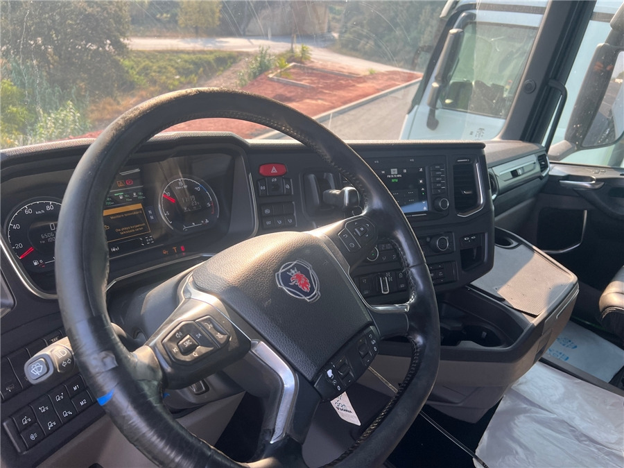 Kabiinišassiiga veoauto Scania R650: pilt 13