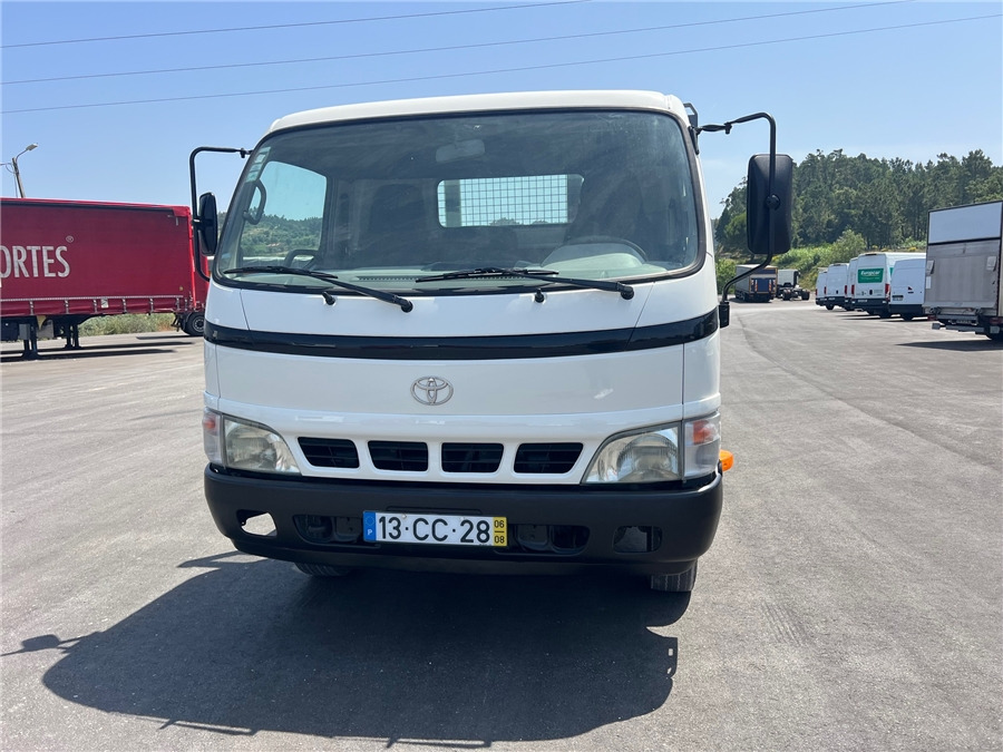 TOYOTA DYNA - Kallurauto: pilt 3 TOYOTA DYNA - Kallurauto: pilt 3