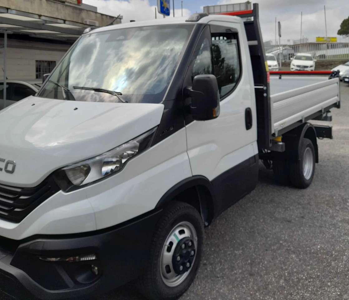 IVECO DAILY 35C12 2.3 RIBALTABILE 2025 NUOVO - Tarbesõiduk kallur: pilt 1 IVECO DAILY 35C12 2.3 RIBALTABILE 2025 NUOVO - Tarbesõiduk kallur: pilt 1