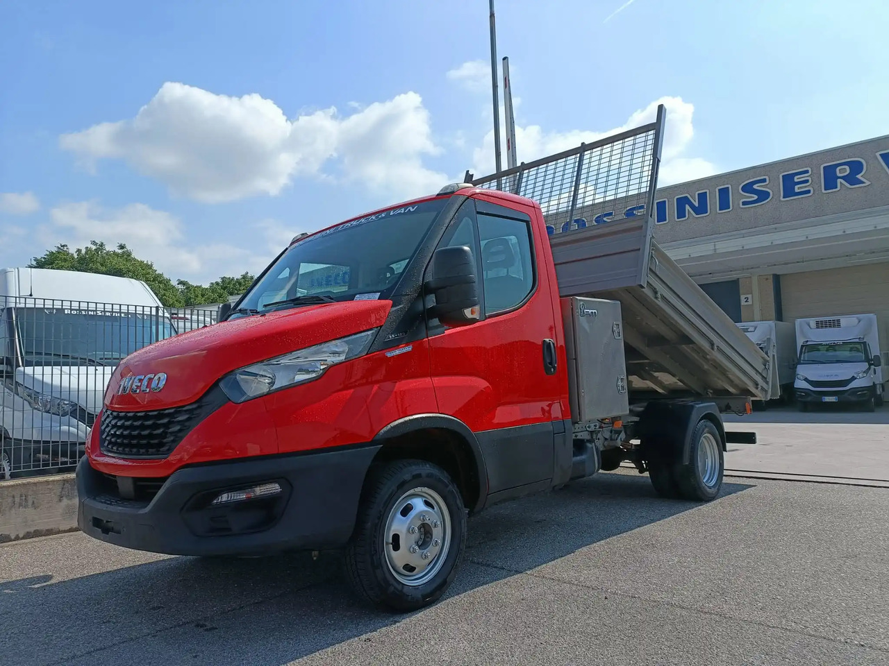 IVECO DAILY 35C12 RIBALTABILE - Tarbesõiduk kallur: pilt 3 IVECO DAILY 35C12 RIBALTABILE - Tarbesõiduk kallur: pilt 3