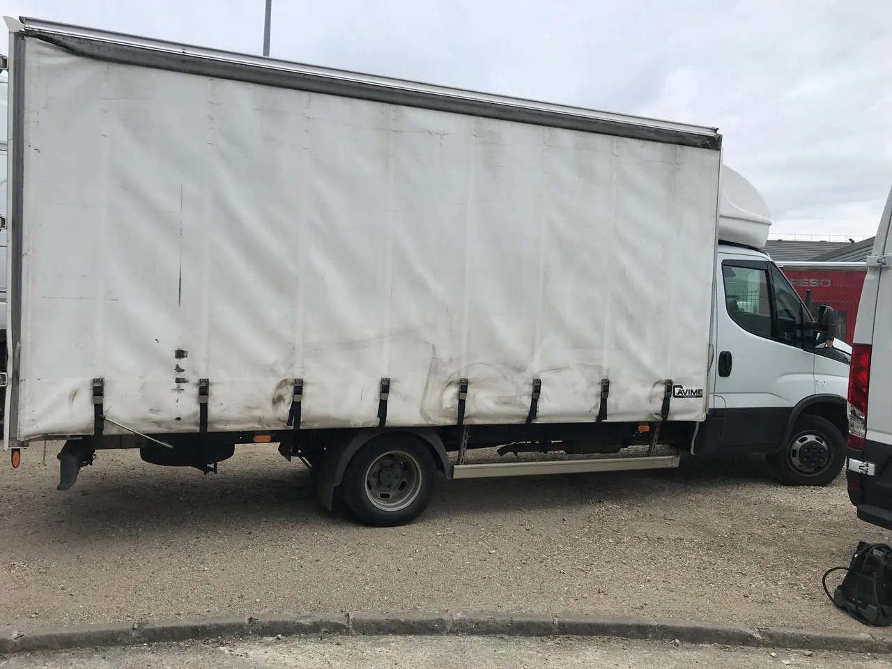 IVECO DAILY 35C16 CC 3000 - Tent tarbesõiduk: pilt 2 IVECO DAILY 35C16 CC 3000 - Tent tarbesõiduk: pilt 2