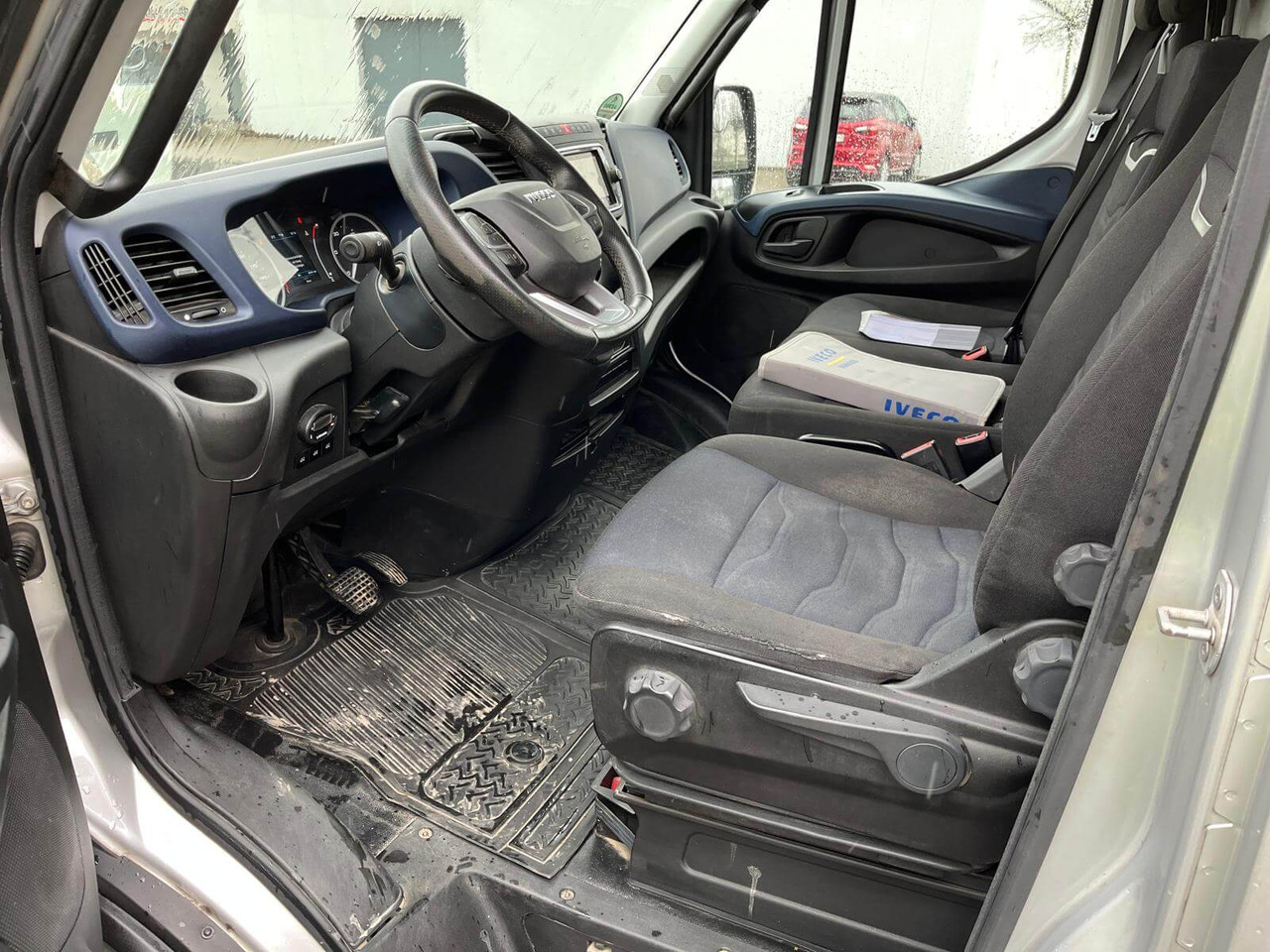 IVECO DAILY 35C18P FURGONE STANDARD - Kaubik: pilt 4 IVECO DAILY 35C18P FURGONE STANDARD - Kaubik: pilt 4