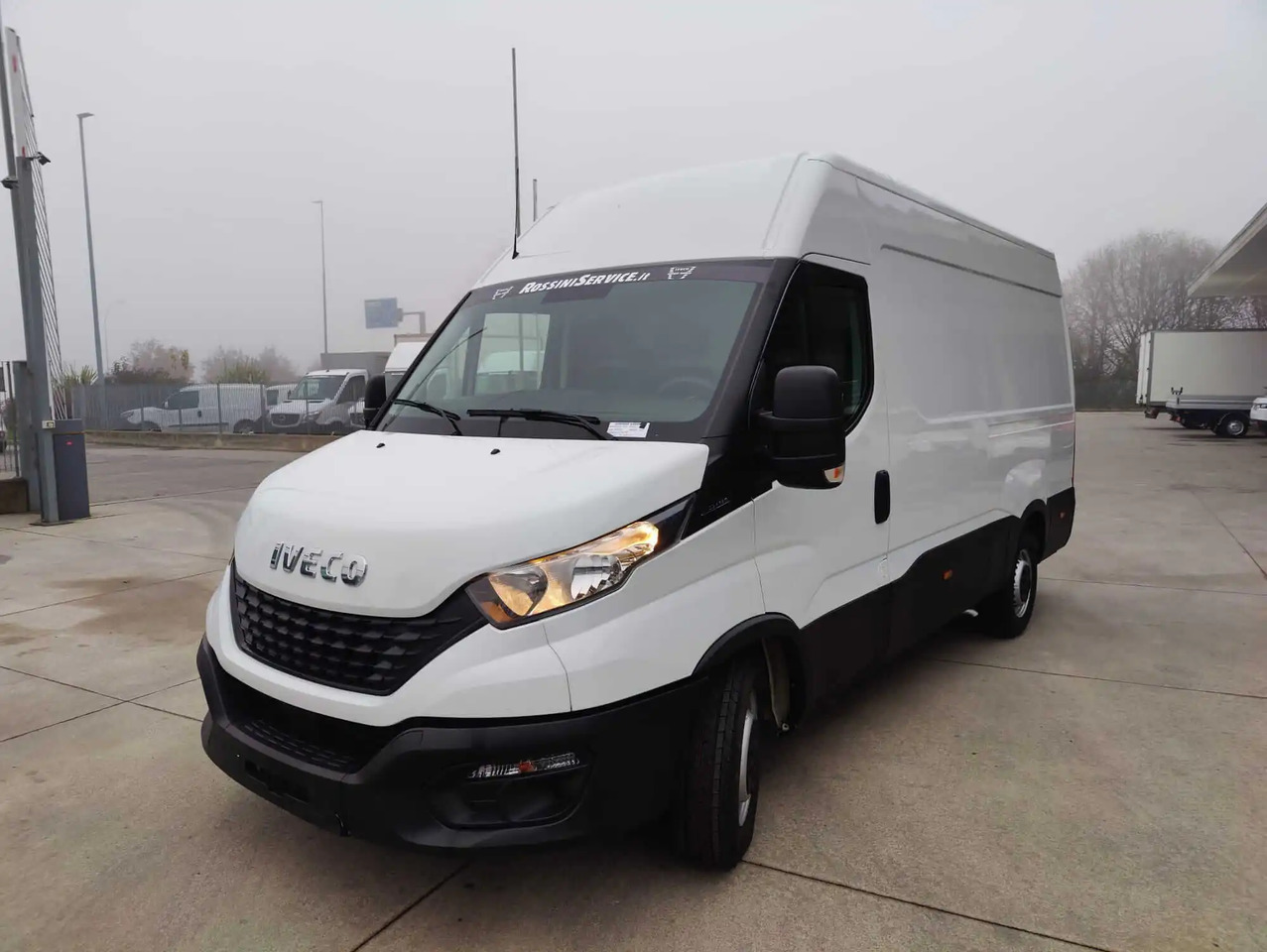 IVECO DAILY 35S14 3520L LH2 - Kaubik: pilt 2 IVECO DAILY 35S14 3520L LH2 - Kaubik: pilt 2