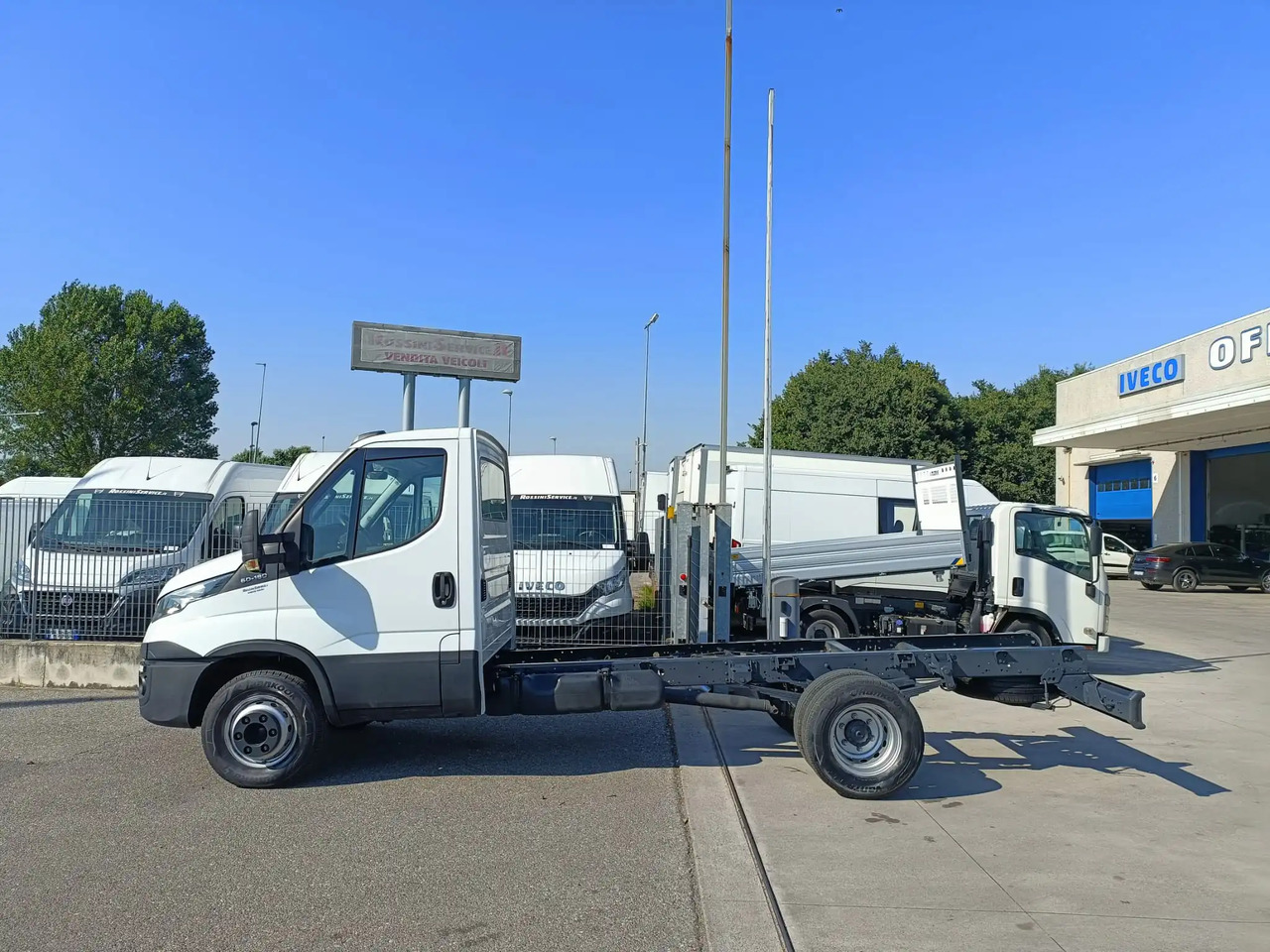 IVECO DAILY 60C18 A TELAIO KM 0 - Kabiinišassiiga veoauto: pilt 5 IVECO DAILY 60C18 A TELAIO KM 0 - Kabiinišassiiga veoauto: pilt 5