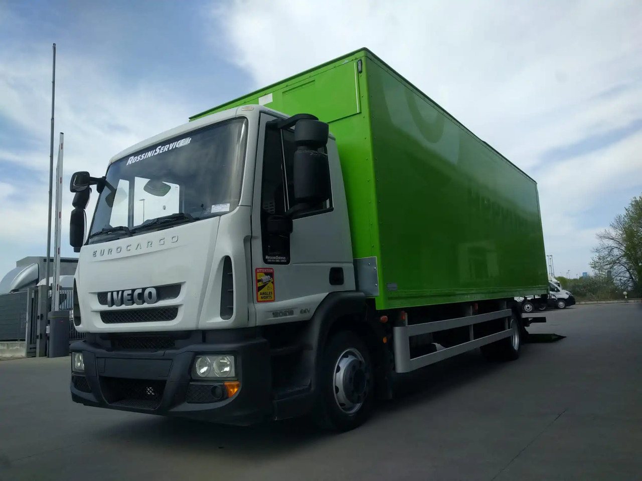 IVECO EUROCARGO 120E18 - Kasti veoauto: pilt 2 IVECO EUROCARGO 120E18 - Kasti veoauto: pilt 2