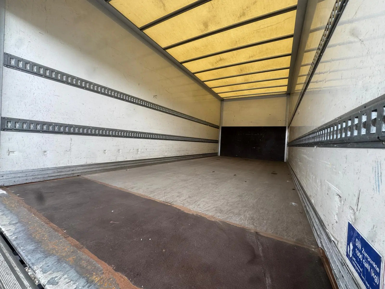 IVECO EUROCARGO 75E19P - Kabiinišassiiga veoauto: pilt 4 IVECO EUROCARGO 75E19P - Kabiinišassiiga veoauto: pilt 4