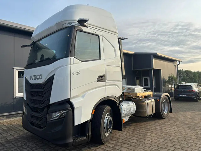 IVECO STRALIS S-WAY AS440S50 T/P - Kabiinišassiiga veoauto: pilt 2 IVECO STRALIS S-WAY AS440S50 T/P - Kabiinišassiiga veoauto: pilt 2