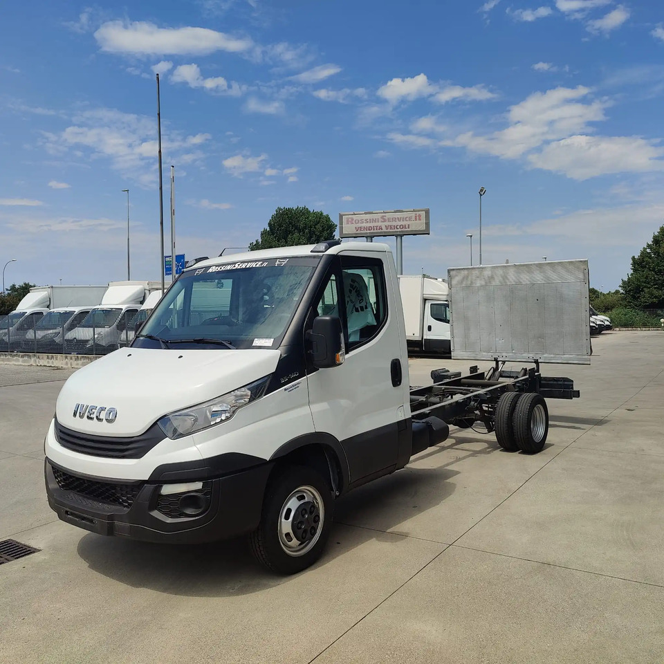 IVECO DAILY 35C14 - Tarbesõiduk: pilt 2 IVECO DAILY 35C14 - Tarbesõiduk: pilt 2