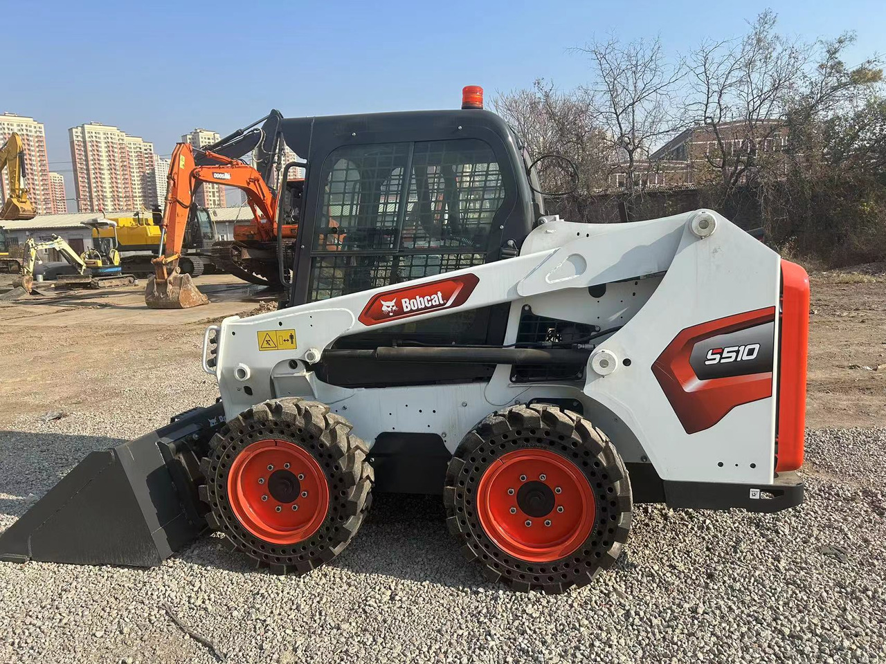 Bobcat S510 - Kompaktlaadur: pilt 4 Bobcat S510 - Kompaktlaadur: pilt 4