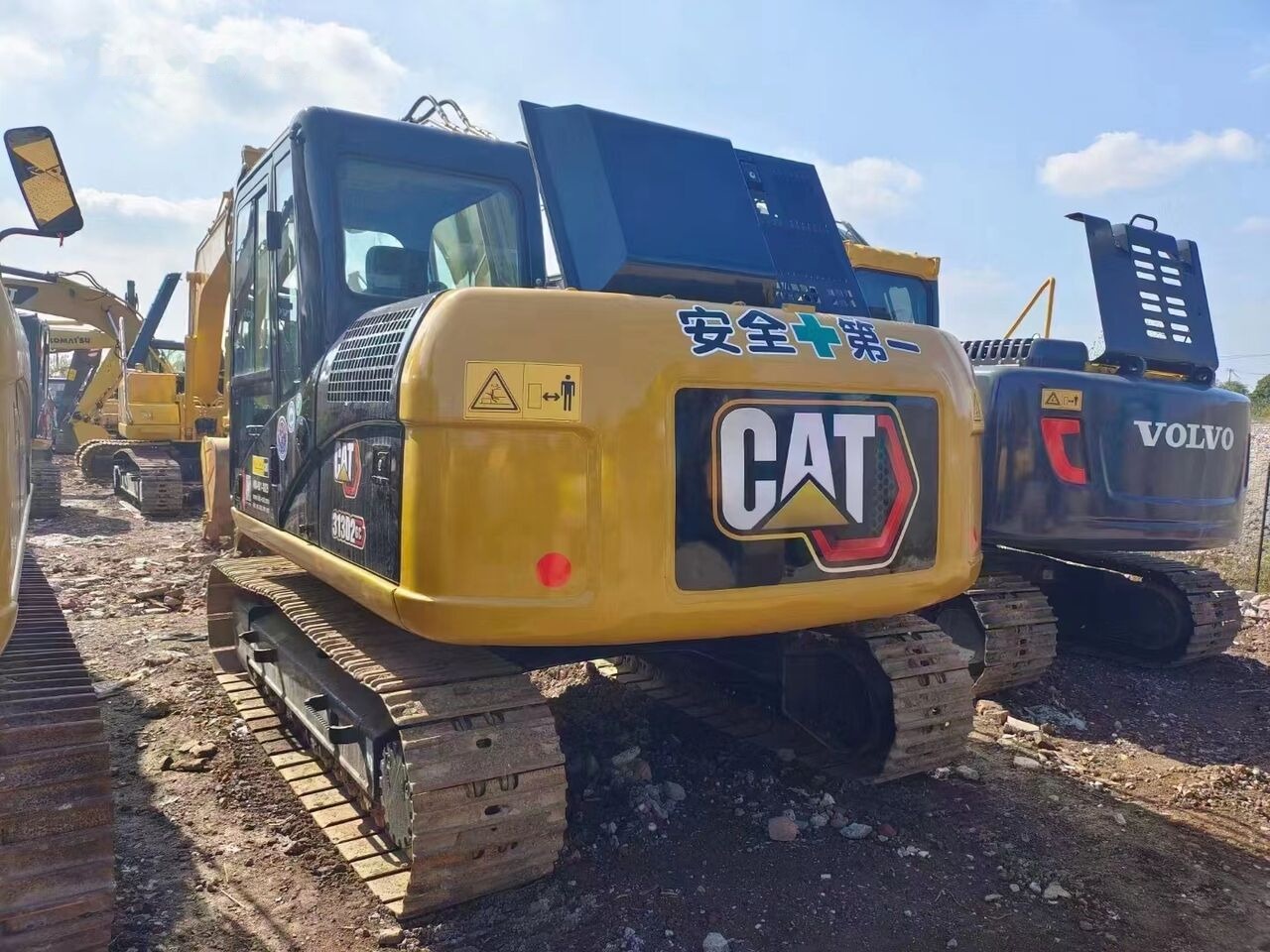CATERPILLAR 313D2 - Lintekskavaator: pilt 3 CATERPILLAR 313D2 - Lintekskavaator: pilt 3