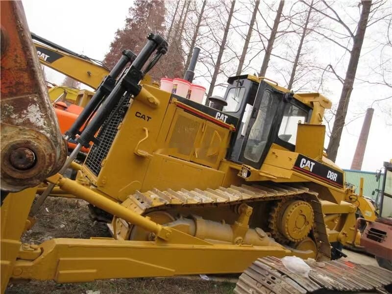 Caterpillar D8R - Buldooser: pilt 1 Caterpillar D8R - Buldooser: pilt 1