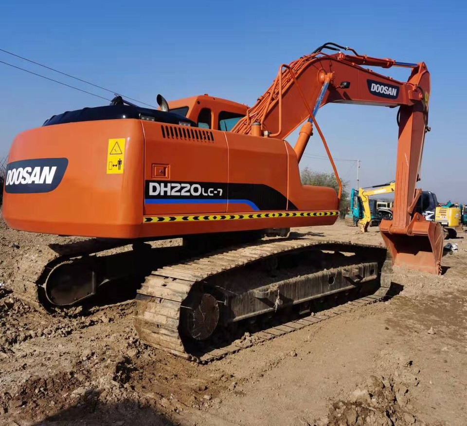 Doosan DH220LC-7 - Lintekskavaator: pilt 4 Doosan DH220LC-7 - Lintekskavaator: pilt 4
