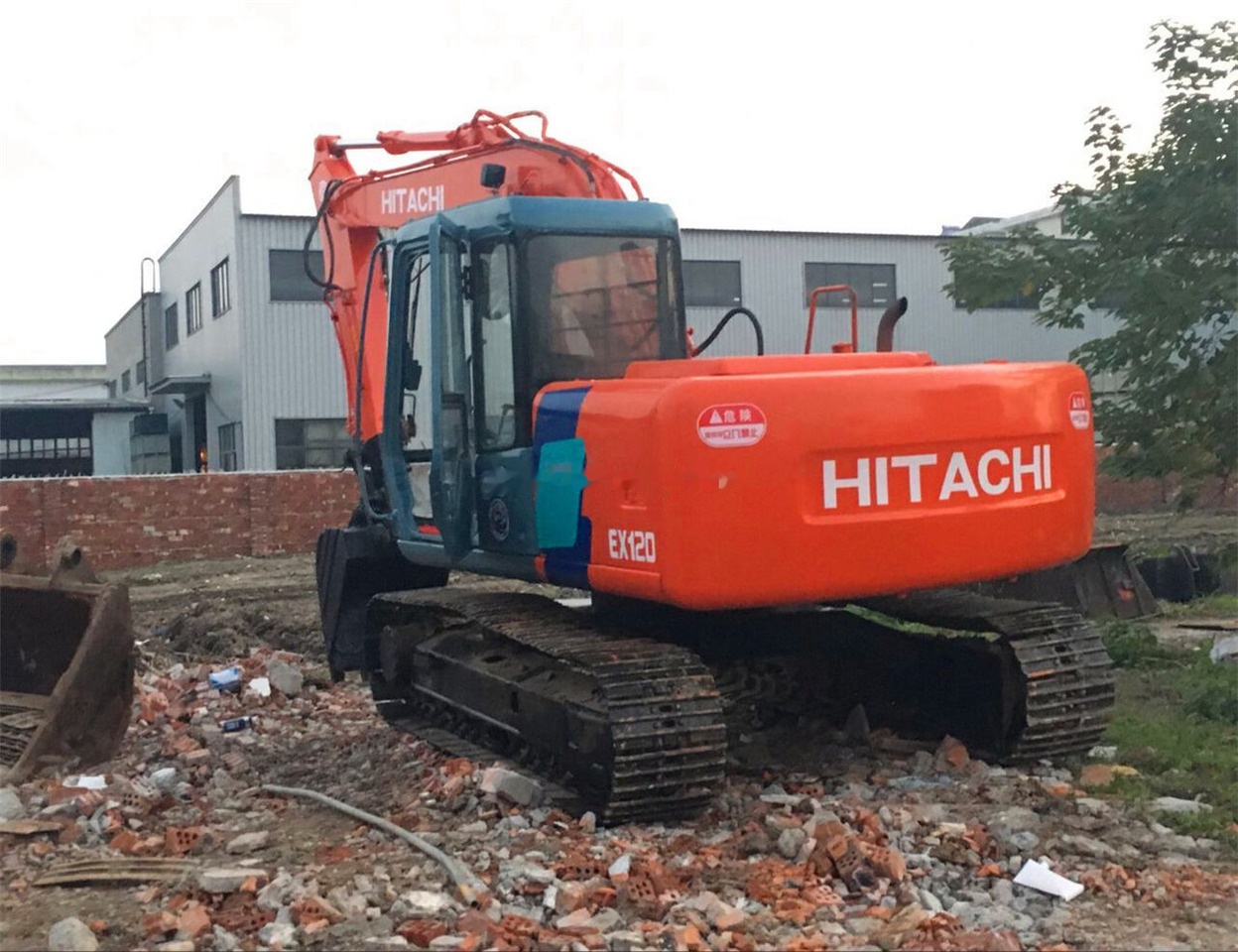 Hitachi EX120-3 - Lintekskavaator: pilt 3 Hitachi EX120-3 - Lintekskavaator: pilt 3