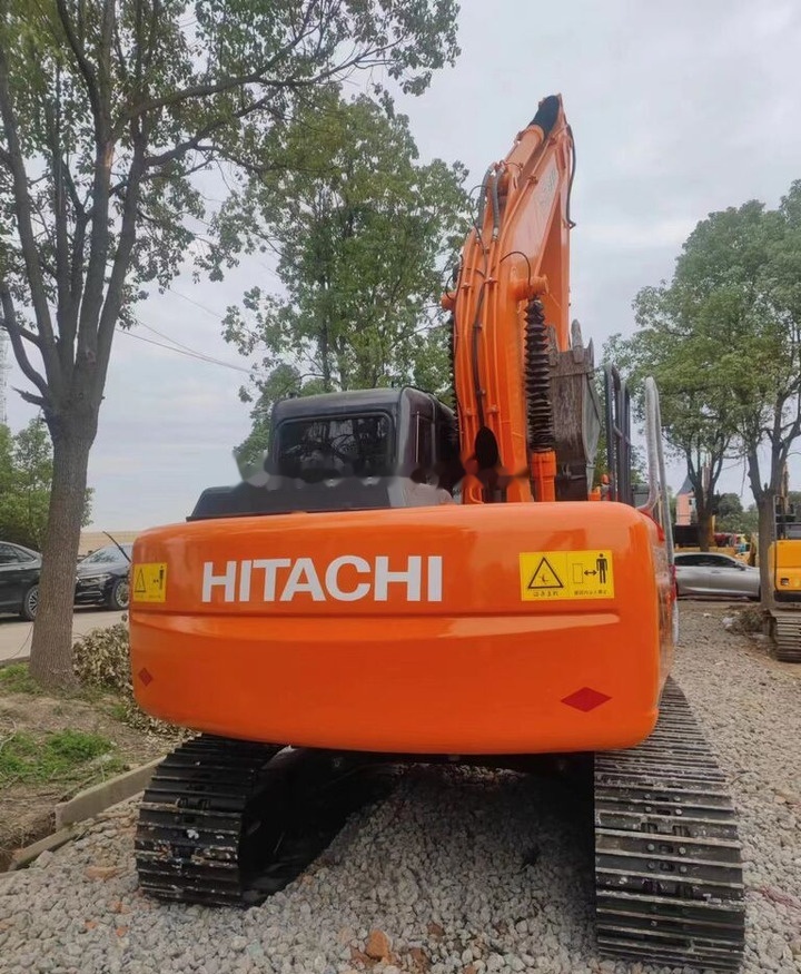 Hitachi ZX120 - Lintekskavaator: pilt 1 Hitachi ZX120 - Lintekskavaator: pilt 1
