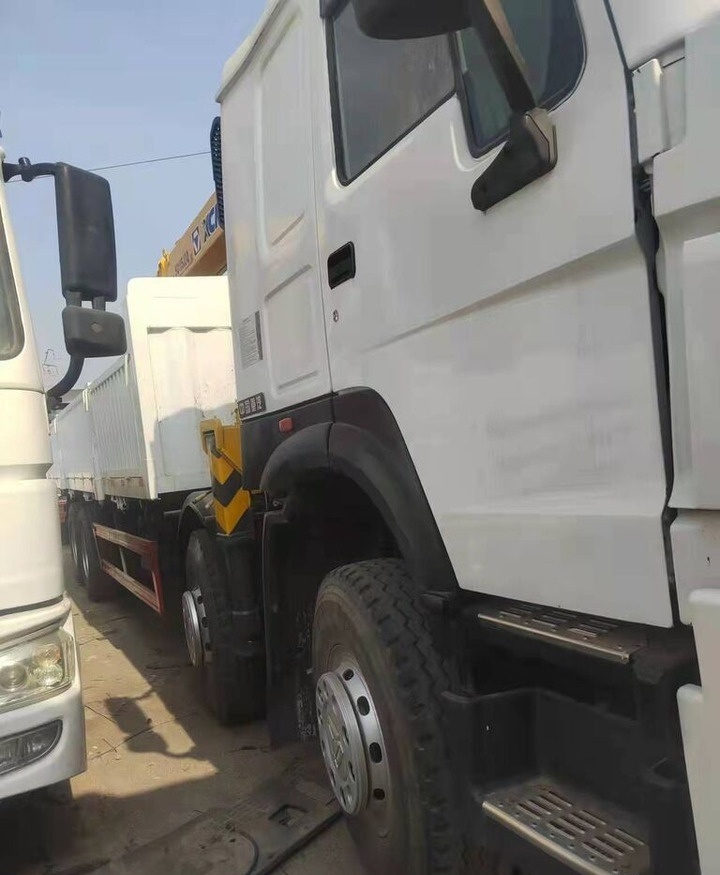Howo 371 - Kallurauto, Kraanaga veoauto: pilt 5 Howo 371 - Kallurauto, Kraanaga veoauto: pilt 5