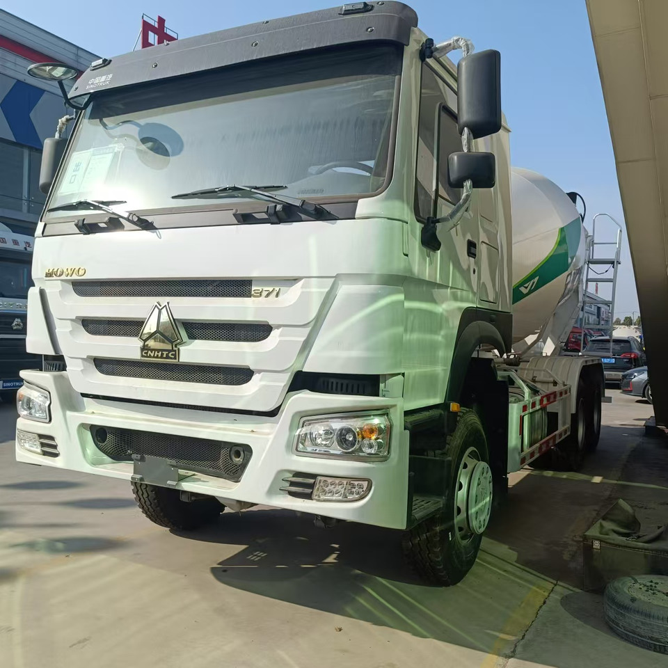 Howo HOWO 371 concrete truck 10CM3 - Autobetoonisegisti: pilt 2 Howo HOWO 371 concrete truck 10CM3 - Autobetoonisegisti: pilt 2
