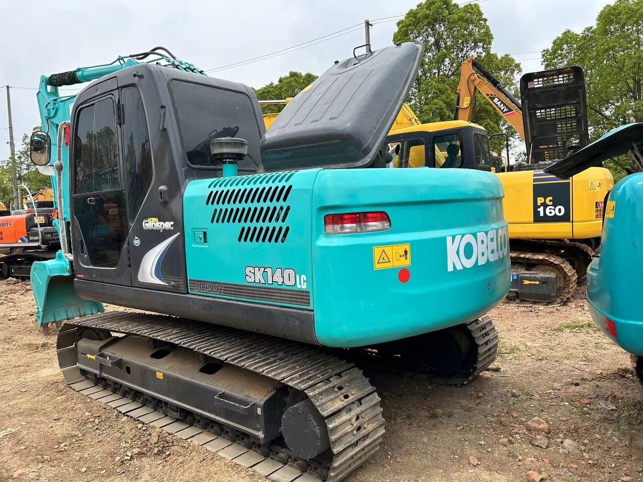 KOBELCO SK140LC-8 - Lintekskavaator: pilt 4 KOBELCO SK140LC-8 - Lintekskavaator: pilt 4
