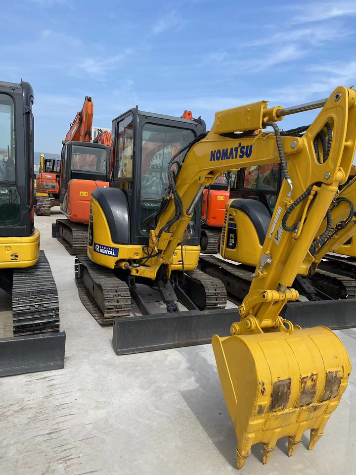 KOMATSU PC30MR-3 - Miniekskavaator: pilt 3 KOMATSU PC30MR-3 - Miniekskavaator: pilt 3