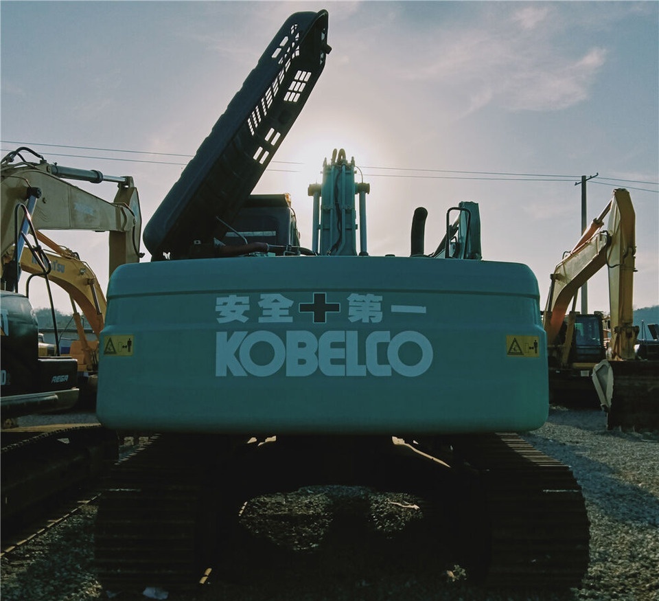 Kobelco SK210 - Lintekskavaator: pilt 4 Kobelco SK210 - Lintekskavaator: pilt 4