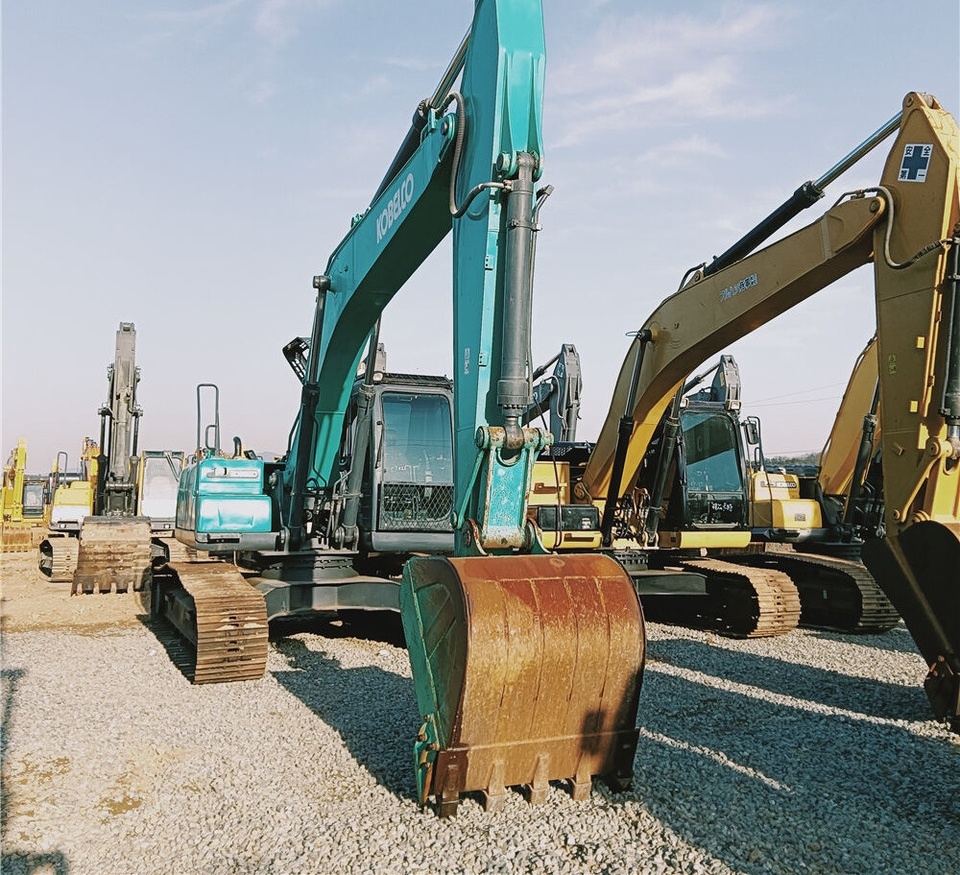 Kobelco SK210 - Lintekskavaator: pilt 5 Kobelco SK210 - Lintekskavaator: pilt 5
