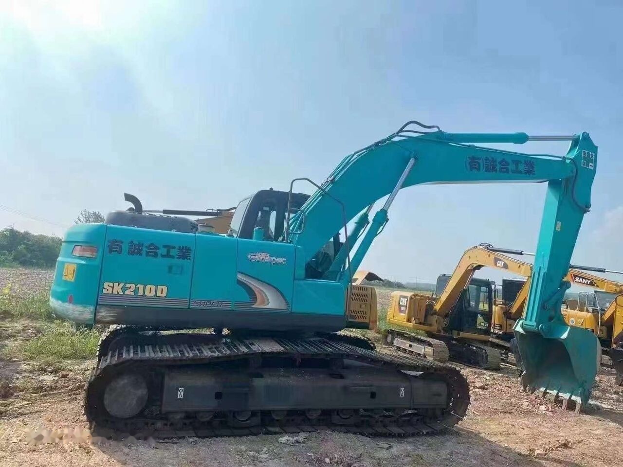 Kobelco SK210D - Lintekskavaator: pilt 3 Kobelco SK210D - Lintekskavaator: pilt 3