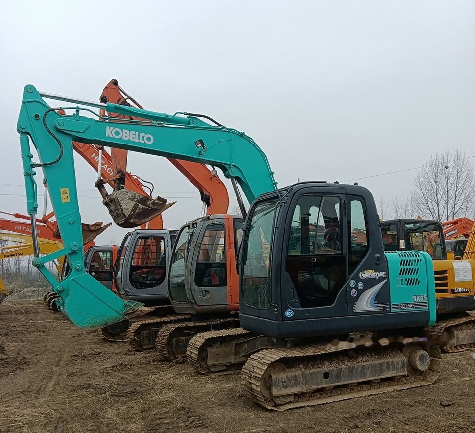 Kobelco SK75-8 - Lintekskavaator: pilt 1 Kobelco SK75-8 - Lintekskavaator: pilt 1