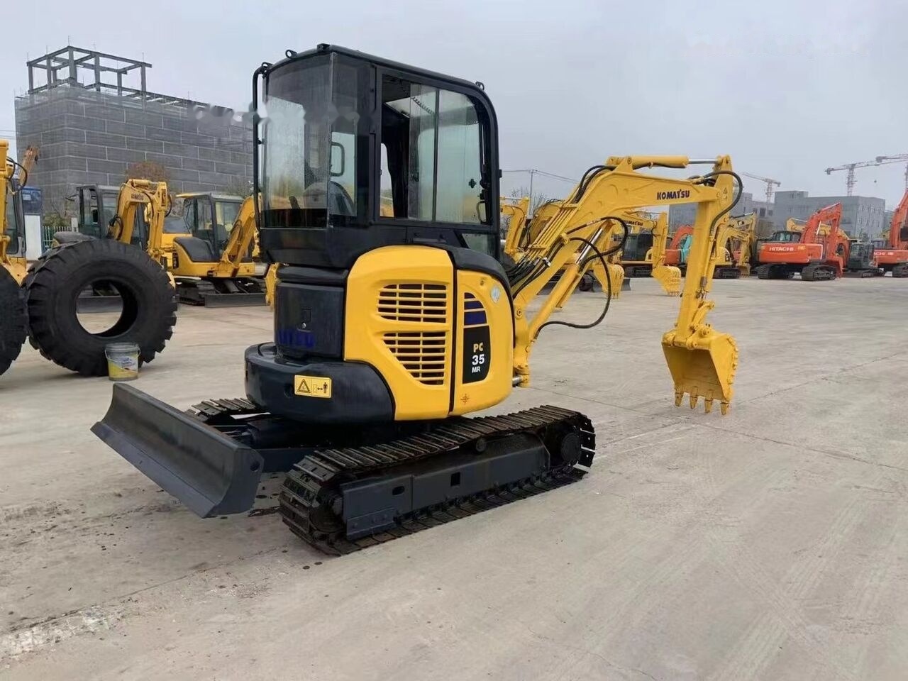 Komatsu PC35 - Miniekskavaator: pilt 1 Komatsu PC35 - Miniekskavaator: pilt 1