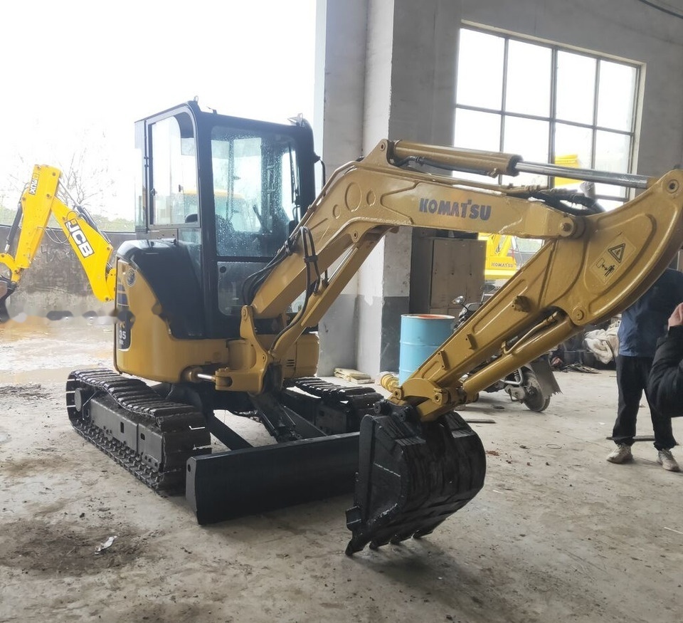 Komatsu PC35 - Miniekskavaator: pilt 4 Komatsu PC35 - Miniekskavaator: pilt 4